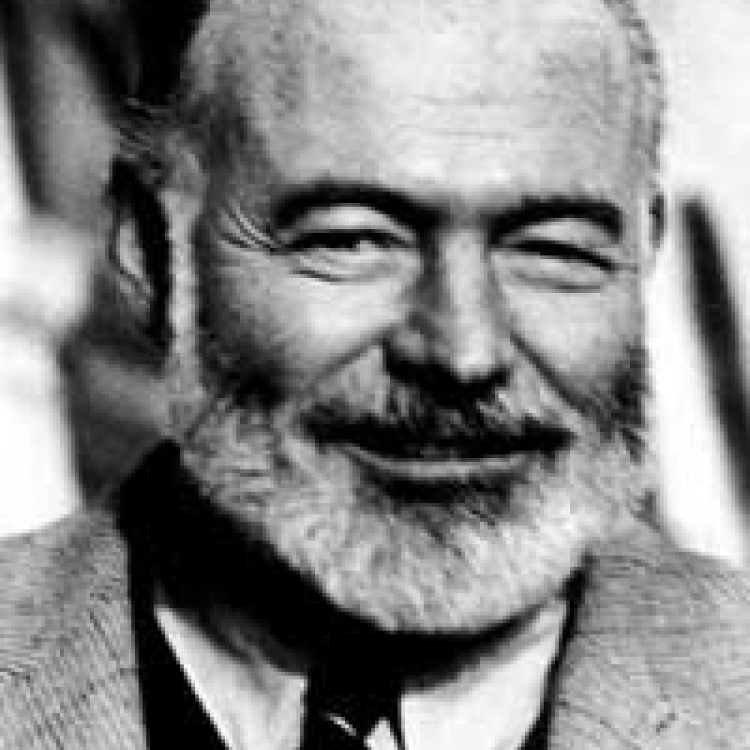 Picture of Hemingway with beard